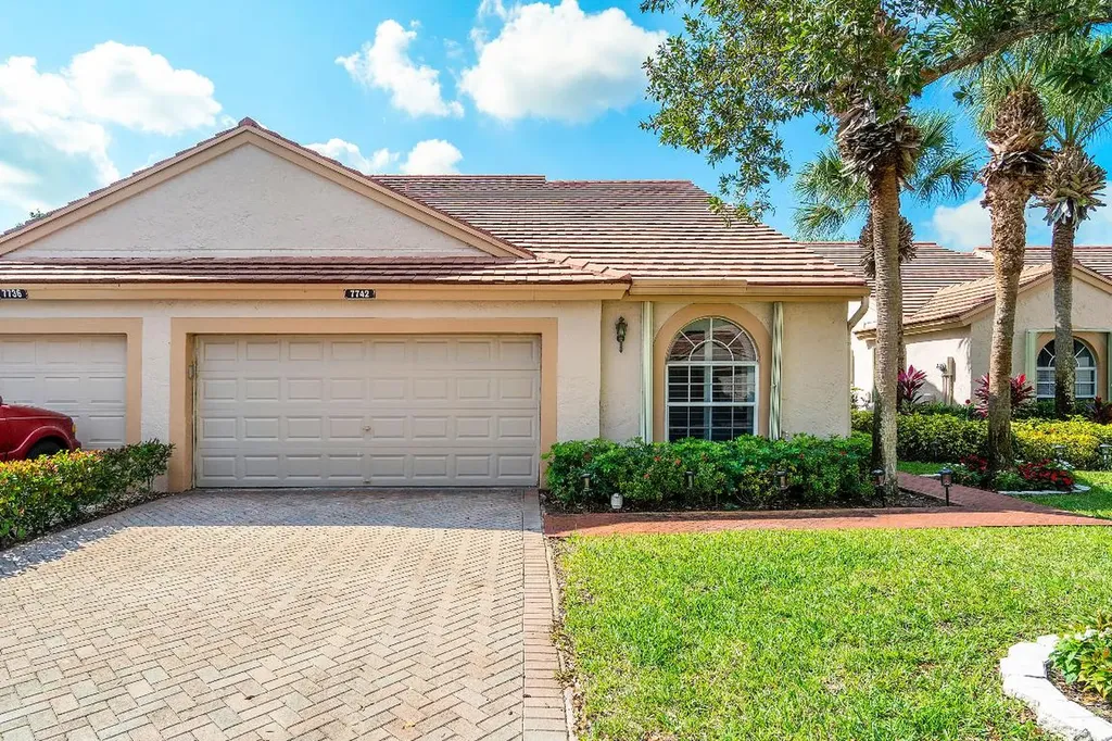 7742 Coral Lake Drive Delray Beach FL 33446