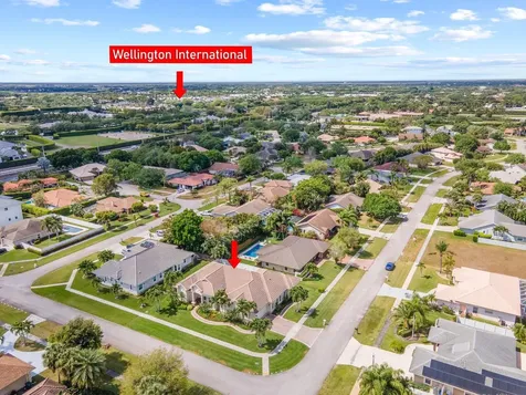 13692 Sheffield Street Wellington FL 33414