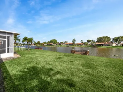 8655 Grassy Isle Trail Lake Worth FL 33467