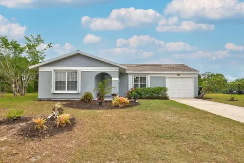 1633 SE Burgundy Lane Port St Lucie FL 34952