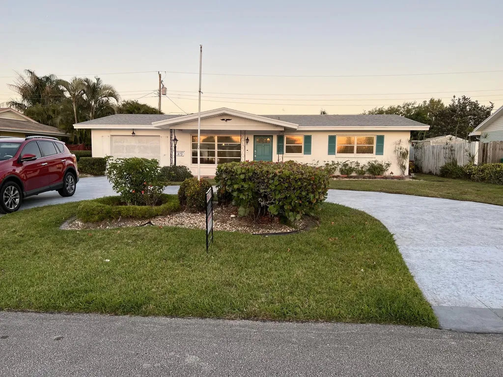 419 Poplar Avenue Port St Lucie FL 34952