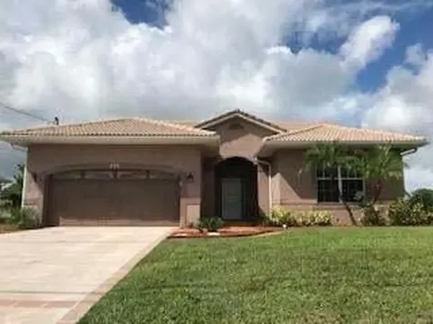 230 SW Ridgecrest Drive Port St Lucie FL 34953