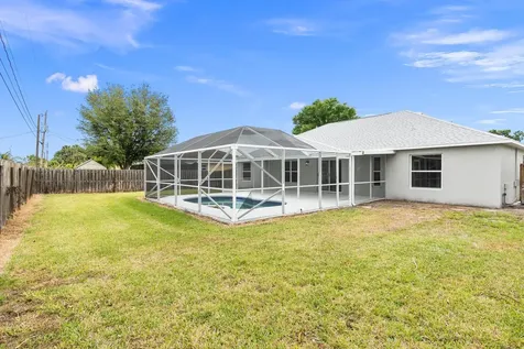 1431 SW Dimperio Avenue Port St Lucie FL 34953