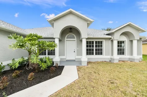 1431 SW Dimperio Avenue Port St Lucie FL 34953