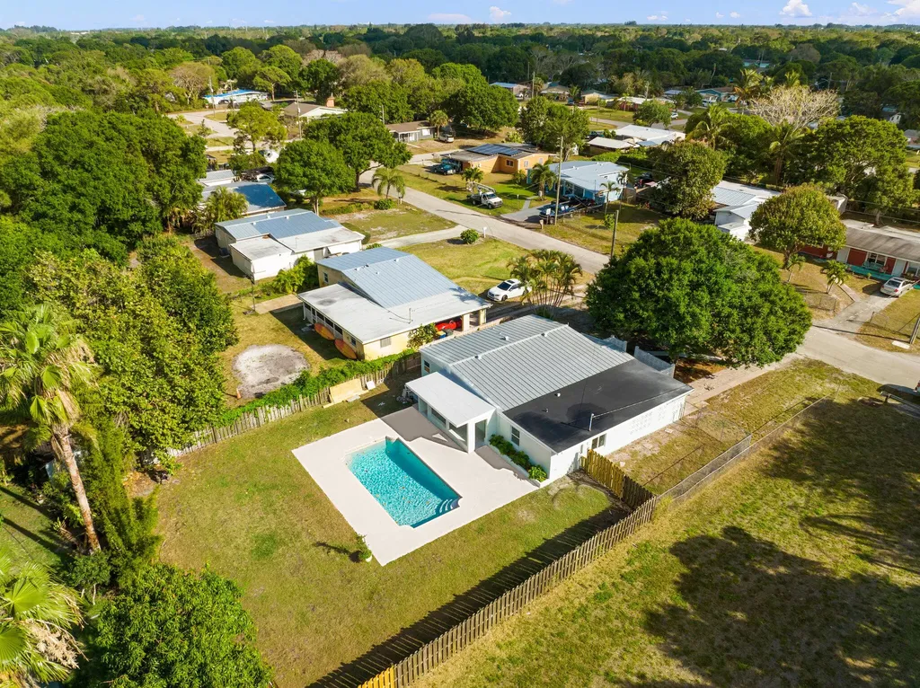 1608 Yosemite Court Fort Pierce FL 34982