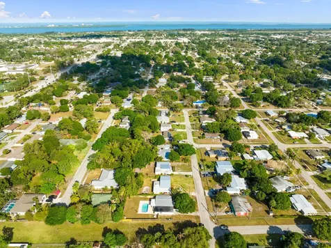 1608 Yosemite Court Fort Pierce FL 34982