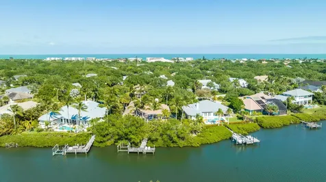 1361 Indian Mound Trail Vero Beach FL 32963