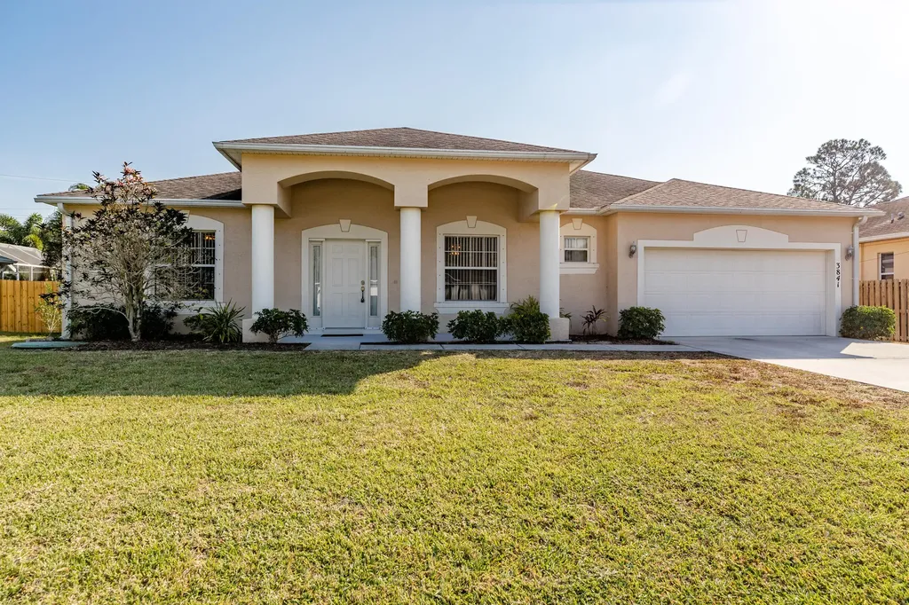 3841 SW Crary Street Port St Lucie FL 34953