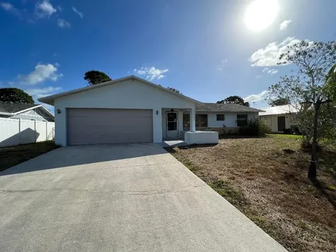 1111 SE Preston Lane Port St Lucie FL 34983