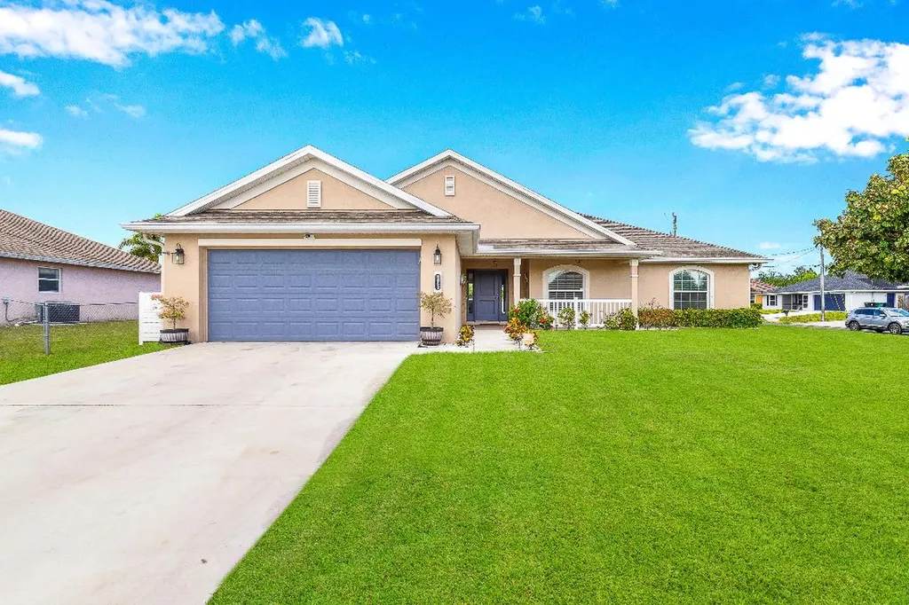 1662 SW Cefalu Circle Port St Lucie FL 34953
