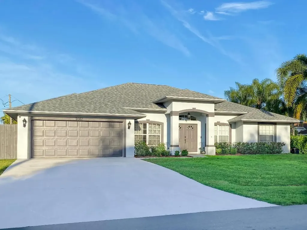 2062 SW Sunglow Street Port St Lucie FL 34953