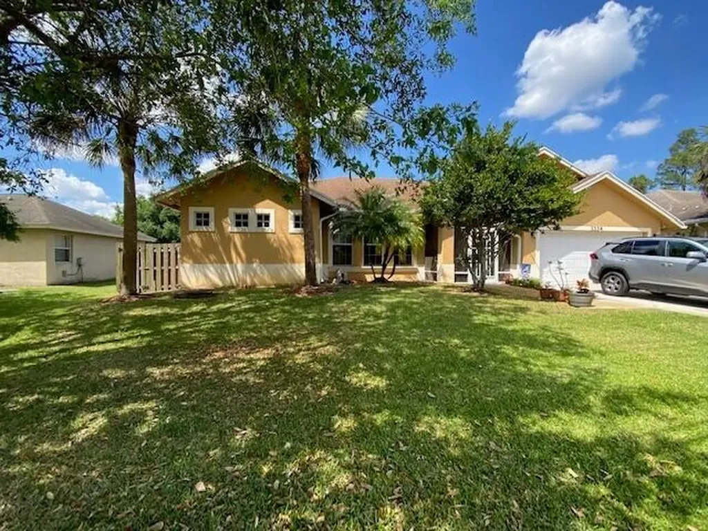 3334 SW Savona Boulevard Port St Lucie FL 34953