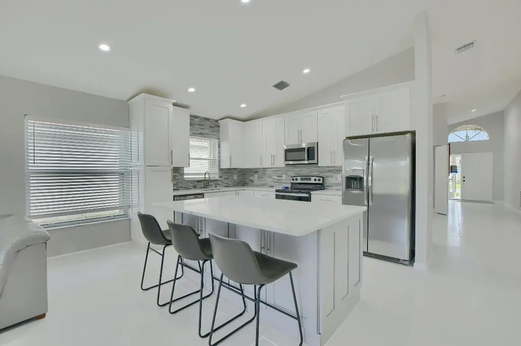 12172 Castle Pines Road Boynton Beach FL 33437
