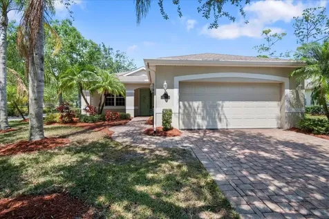 701 N Ocracoke Square SW Vero Beach FL 32968