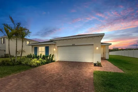 7578 NW Deysbrook Lane Port St Lucie FL 34987