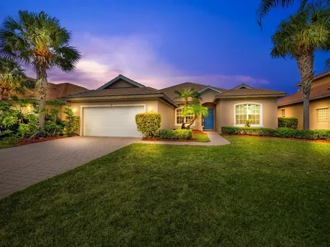 359 NW Sheffield Circle Port St Lucie FL 34983