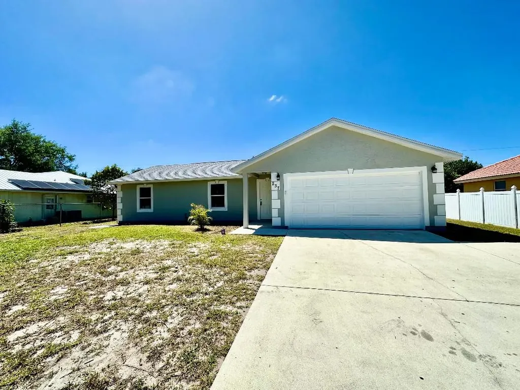 237 SW Tulip Boulevard Port St Lucie FL 34953