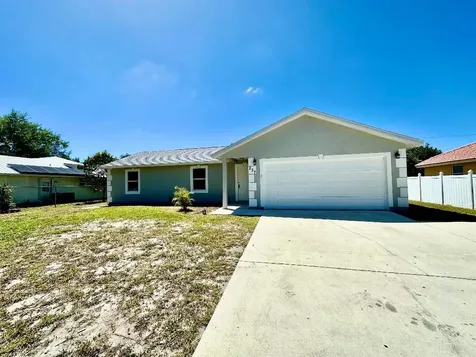 237 SW Tulip Boulevard Port St Lucie FL 34953