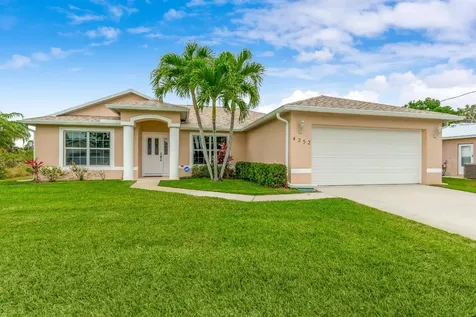 4252 SW Jarmer Road Port St Lucie FL 34953