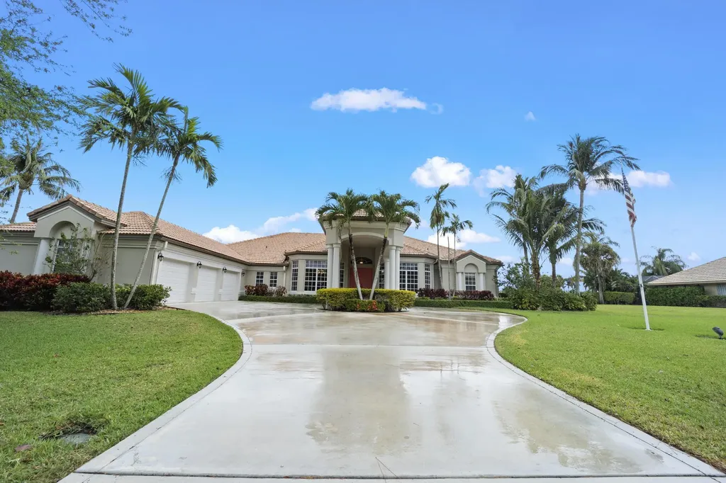 8905 Marlamoor Lane Palm Beach Gardens FL 33412