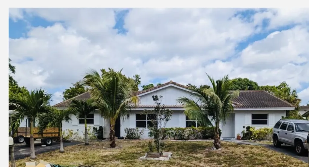 8223-8227 NW 39th Street Coral Springs FL 33065
