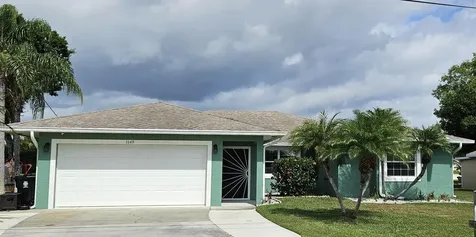 1649 SE Dome Circle Port St Lucie FL 34952