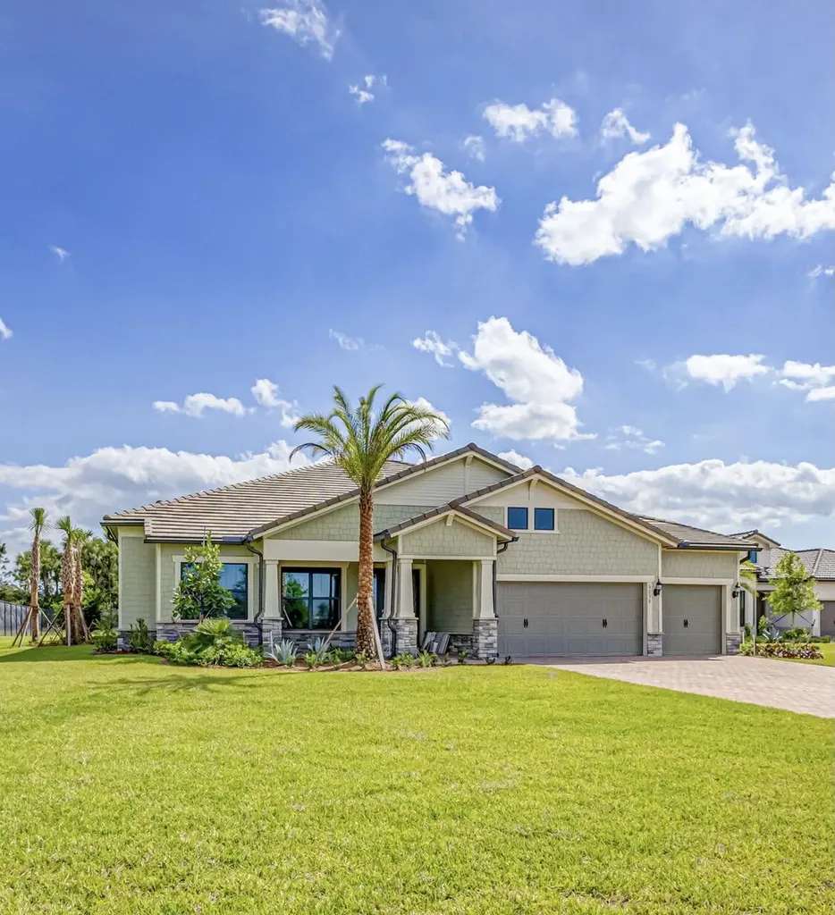 9136 Balsamo Drive Palm Beach Gardens FL 33412