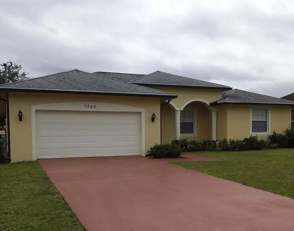 5844 NW Hann Drive Port St Lucie FL 34986