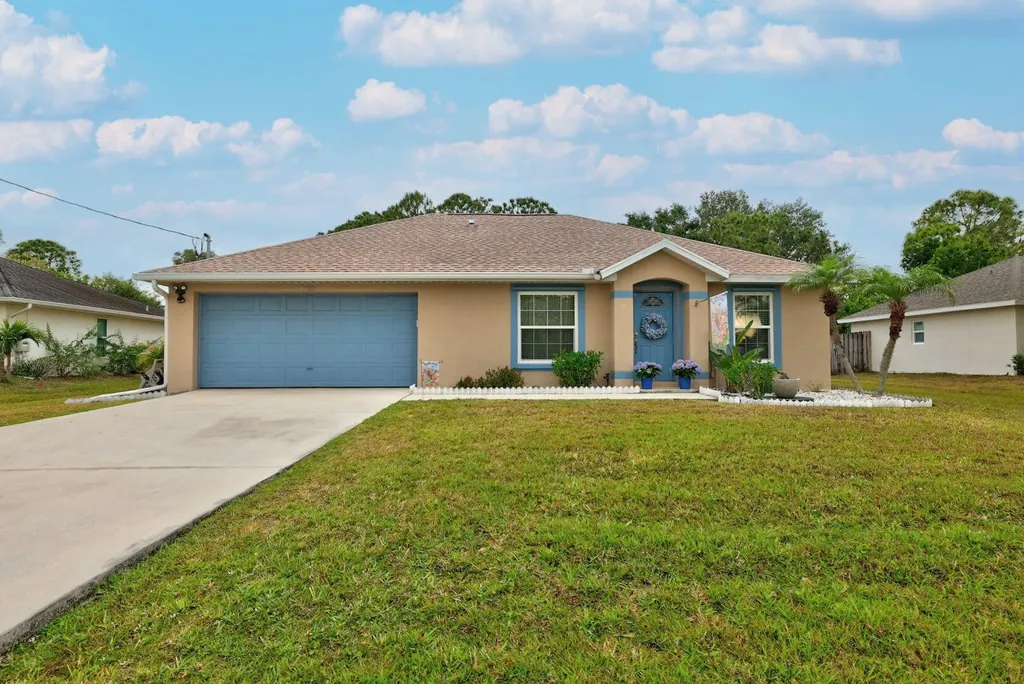 1402 SW Broadview Street Port St Lucie FL 34983