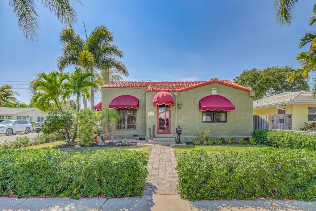 501 N Lakeside Drive Lake Worth Beach FL 33460
