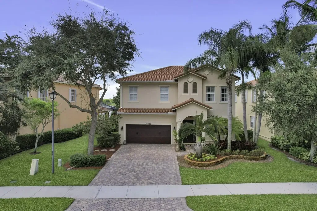 10626 Willow Oak Court Wellington FL 33414