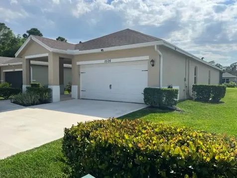 5526 SE Horizon Avenue Stuart FL 34997