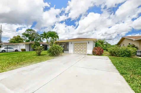 5931 Los Alamos Lane Delray Beach FL 33484