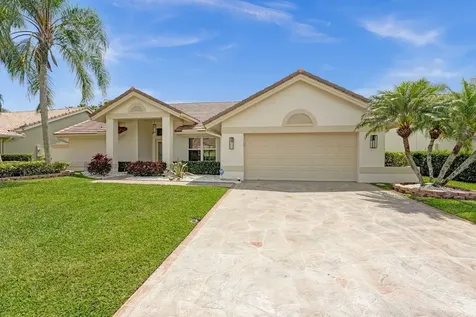 5977 Wedgewood Village Circle Lake Worth FL 33463