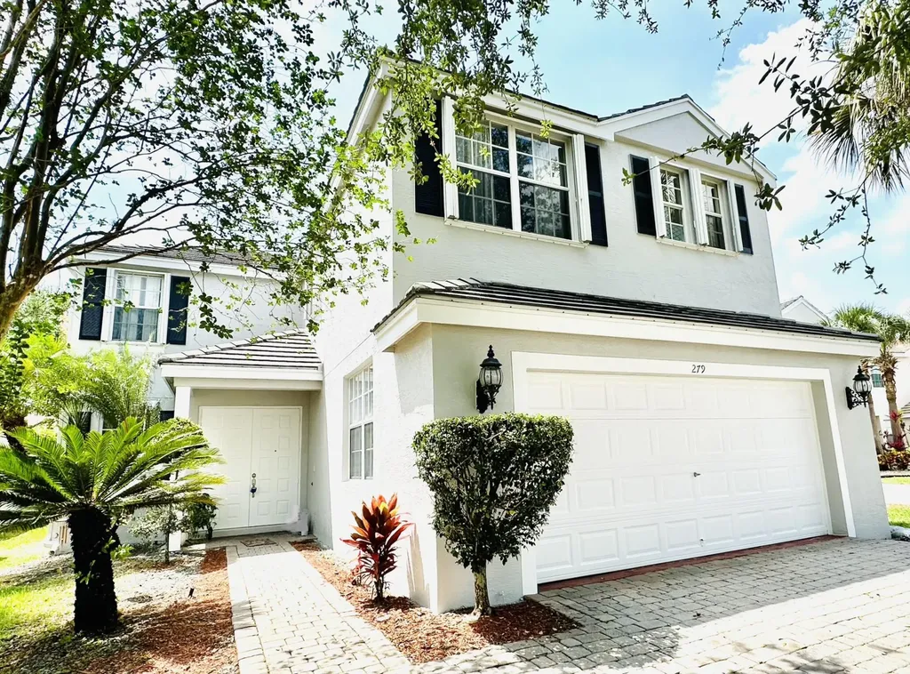 279 Berenger Walk Royal Palm Beach FL 33414