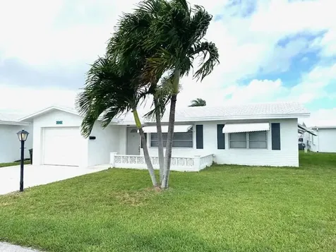 2391 SW 9th Avenue Boynton Beach FL 33426