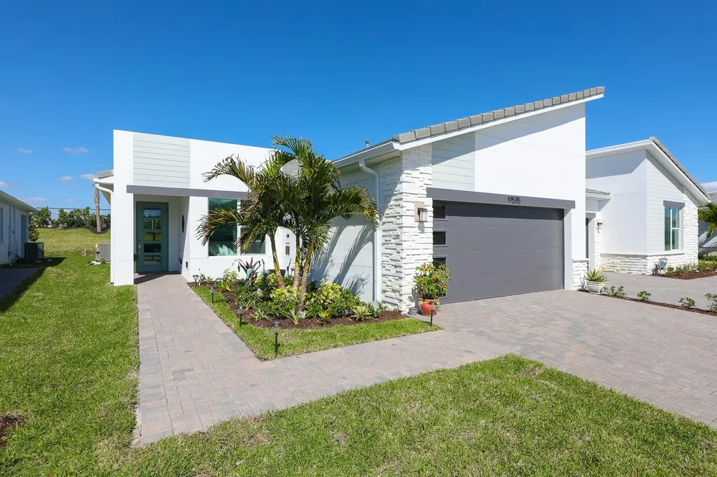11535 SW Viridian Boulevard Port St Lucie FL 34987