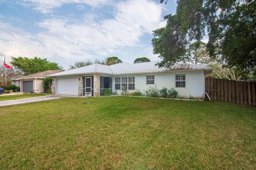 6505 Pensacola Road Fort Pierce FL 34951