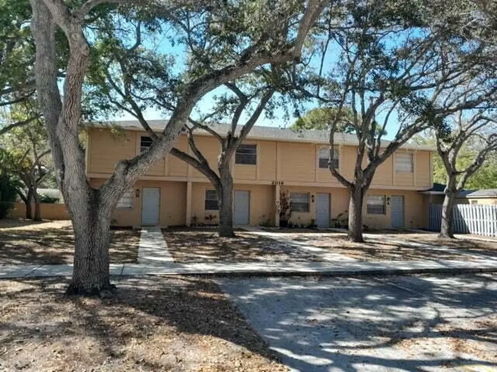2016 S 10th Street Fort Pierce FL 34950