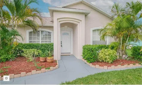 5863 NW Cullom Circle Port St Lucie FL 34986
