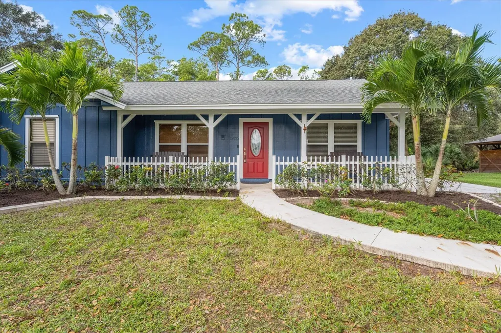 15695 Ferris Place Loxahatchee FL 33470