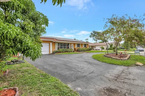 7513 NW 41st Street Coral Springs FL 33065