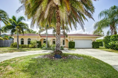 4251 NE 23rd Avenue Lighthouse Point FL 33064