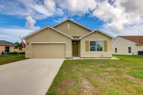 1007 SW Estaugh Avenue Port St Lucie FL 34953