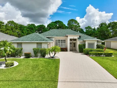 5689 NW Wesley Road Port St Lucie FL 34986