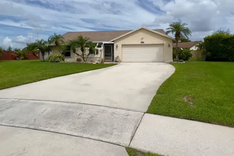 8455 Linden Way Lake Worth FL 33467