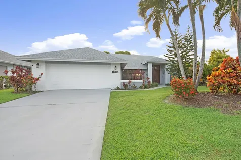 704 Juniper Place Wellington FL 33414