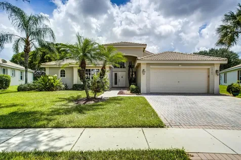 13563 Barcelona Lake Circle Delray Beach FL 33446