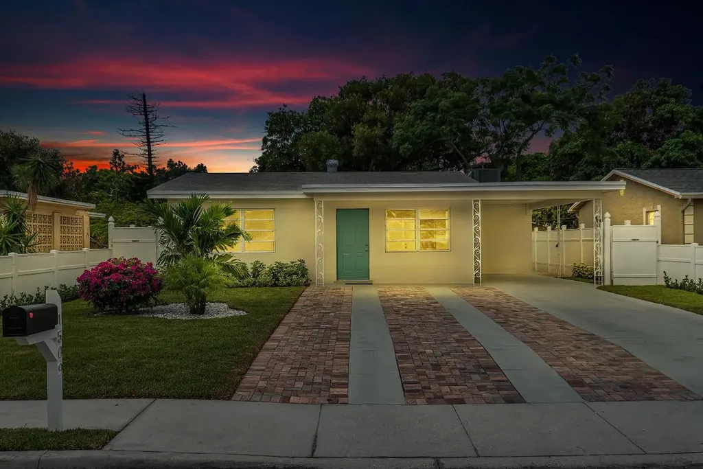 1509 17th Avenue N Lake Worth Beach FL 33460