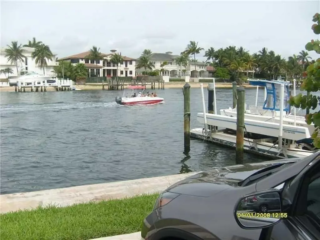 1021 Hillsboro Mile Hillsboro Beach FL 33062